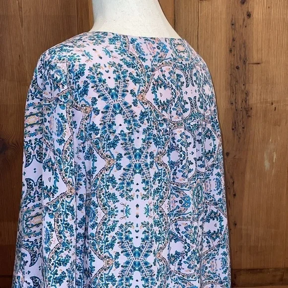 Nannette lepore pink & Blue Print 💯 Silk Blouse w/ Ruffle Sleeves Sz. MD - Picture 8 of 16